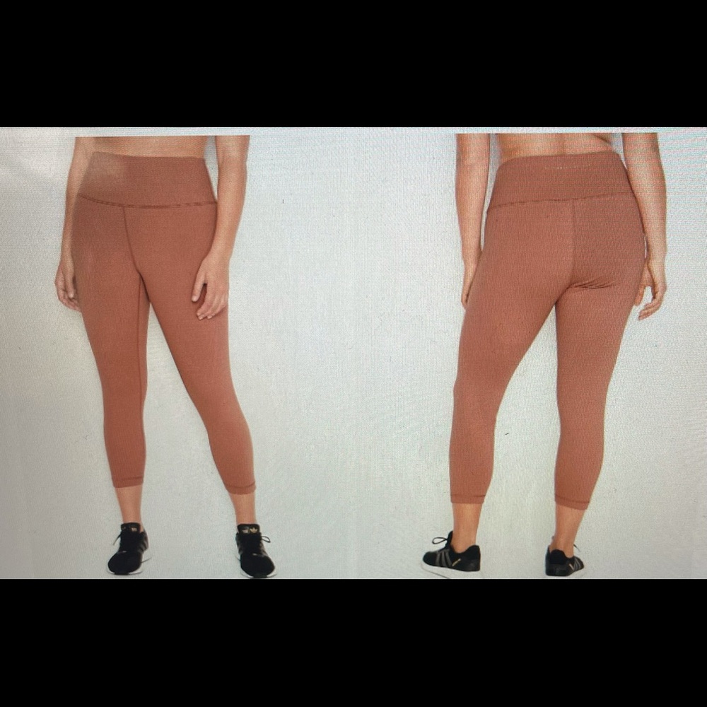 Victoria Secret Incredible Studio Legging